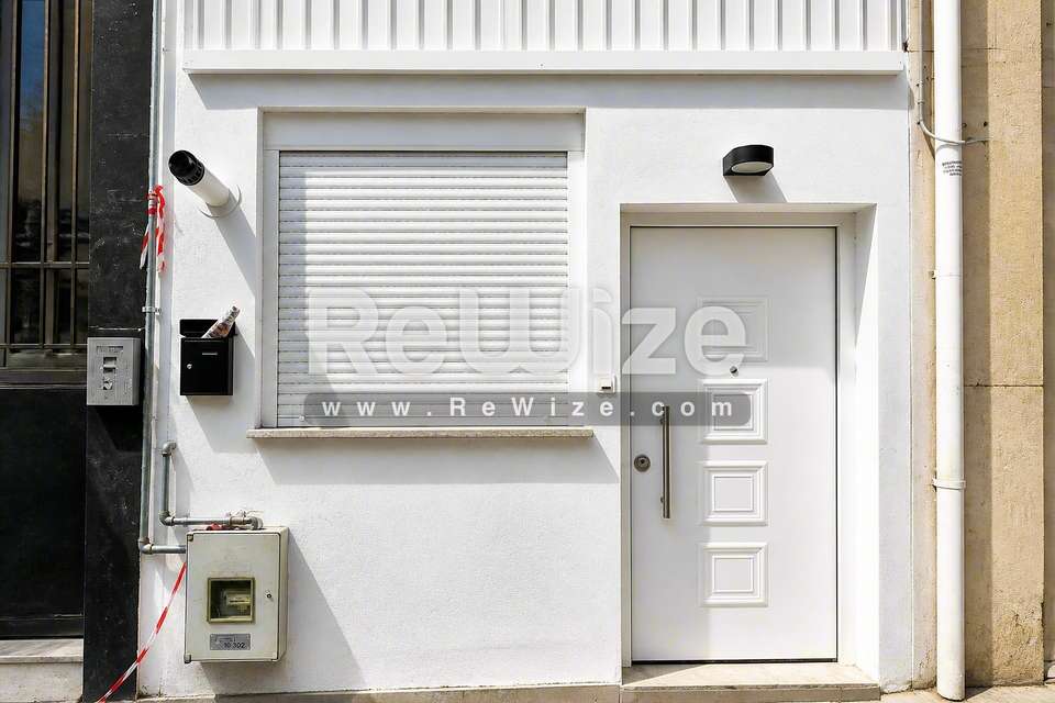 Image 1 of 17