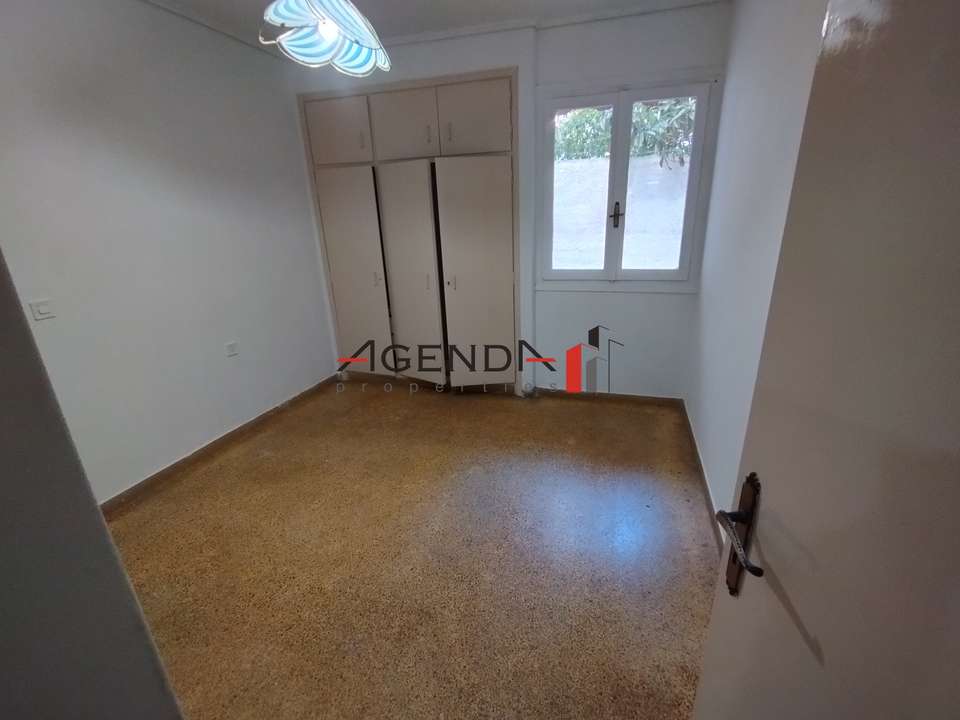 Image 20 of 30