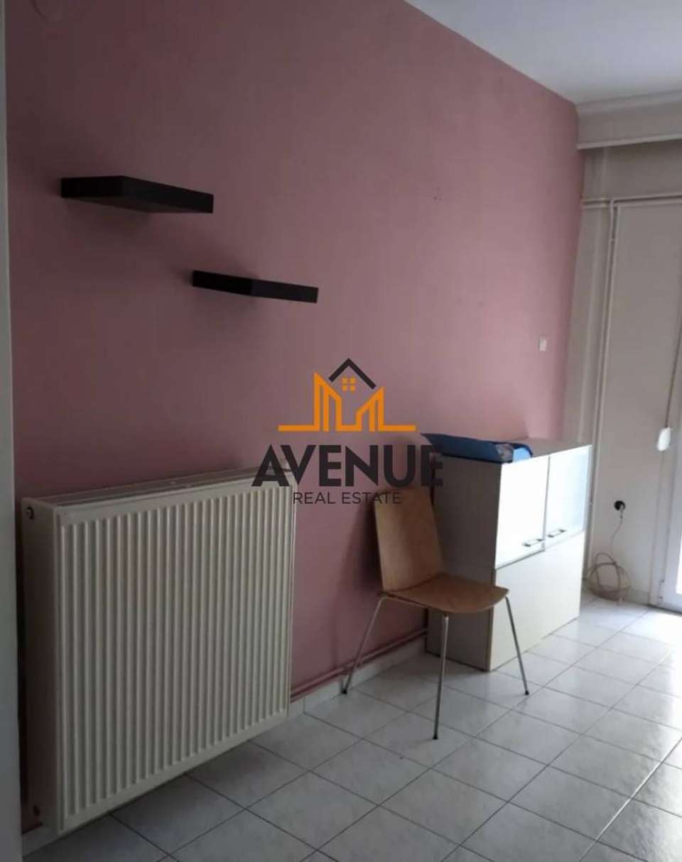 Image 1 of 25