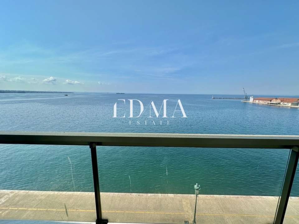 Image 2 of 19