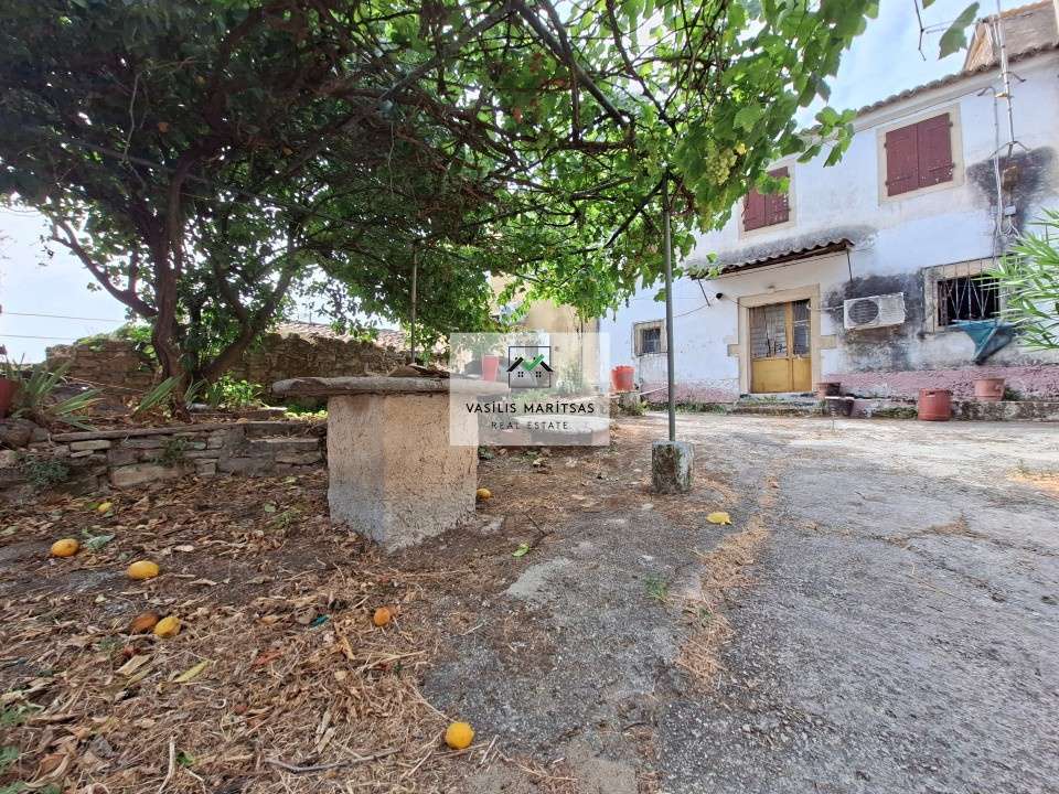 Image 2 of 19