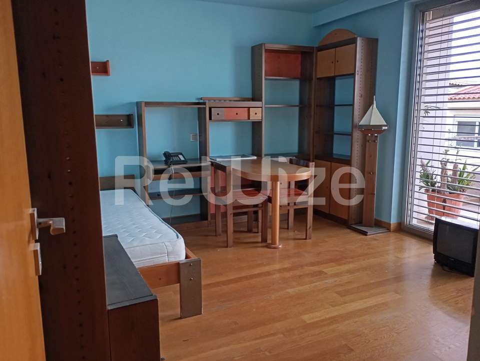 Image 1 of 21