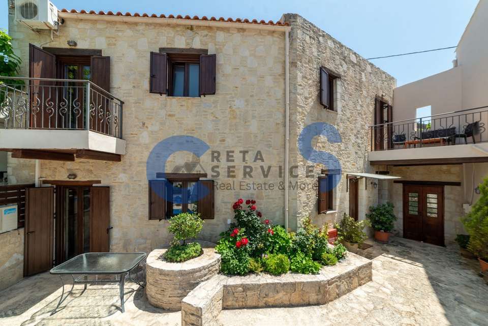 Image 2 of 27