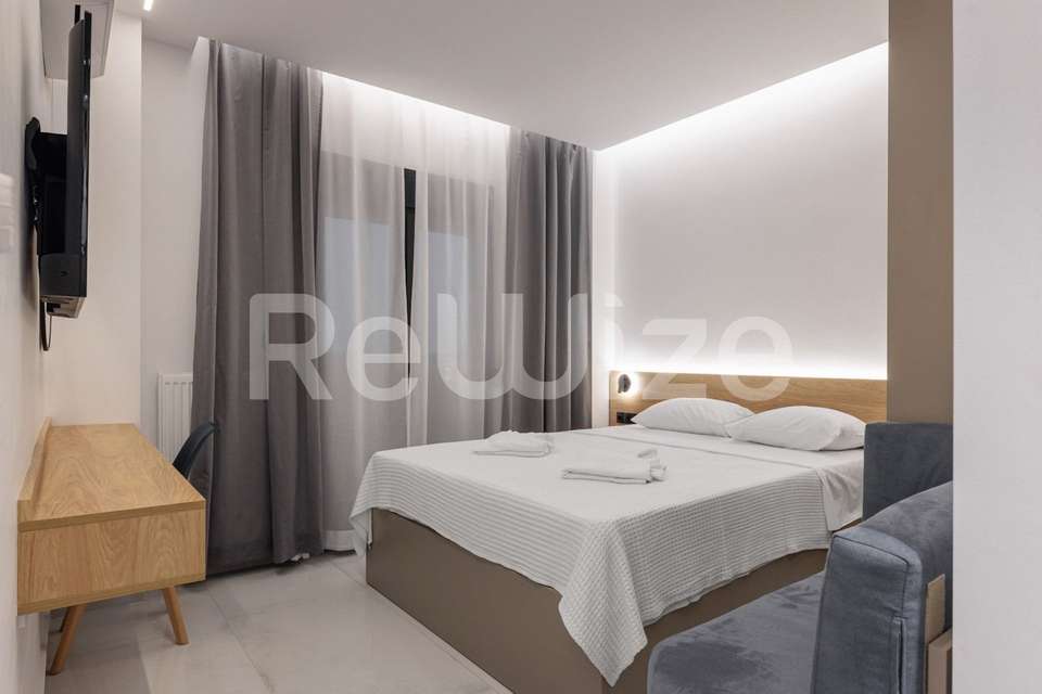 Image 1 of 17