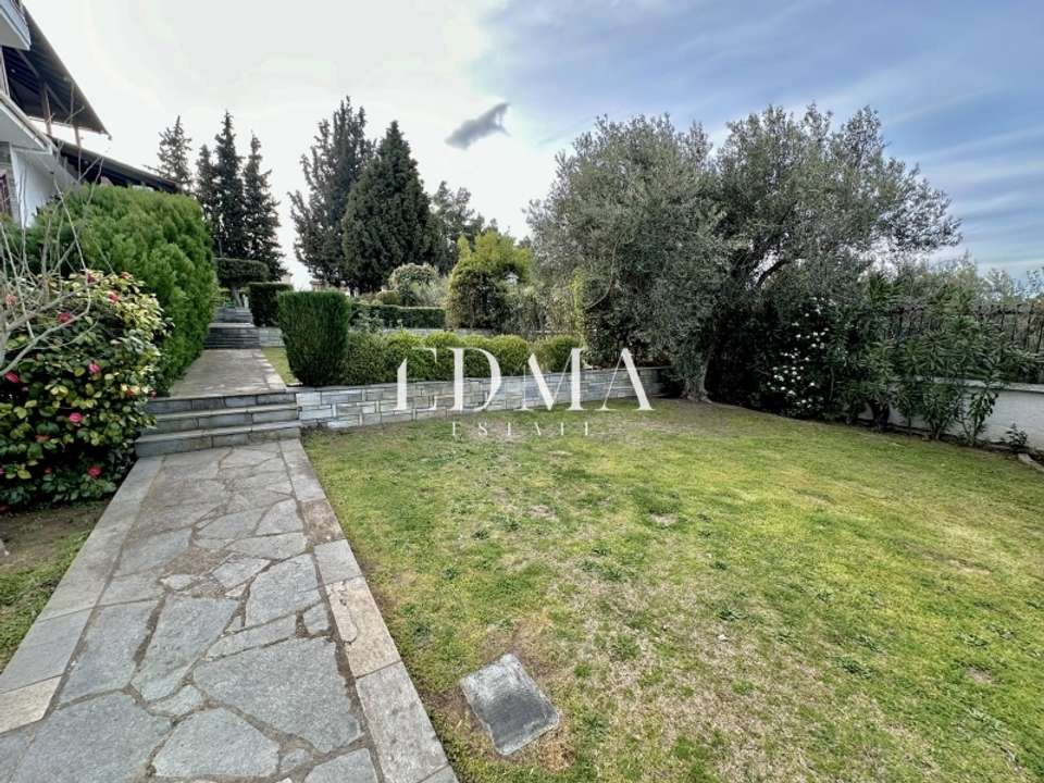 Image 1 of 27