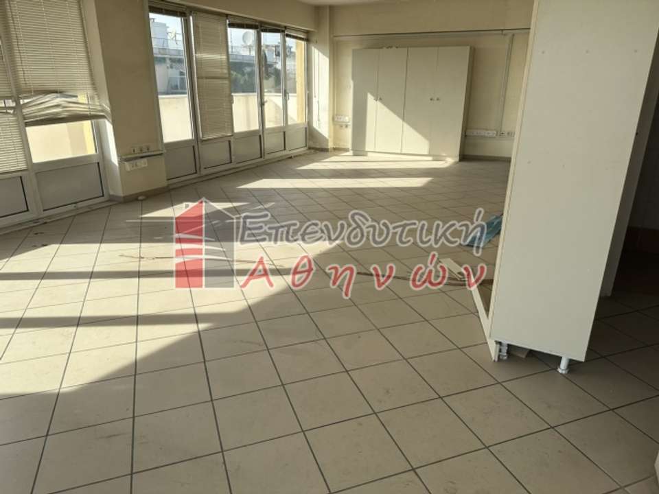 Image 2 of 12