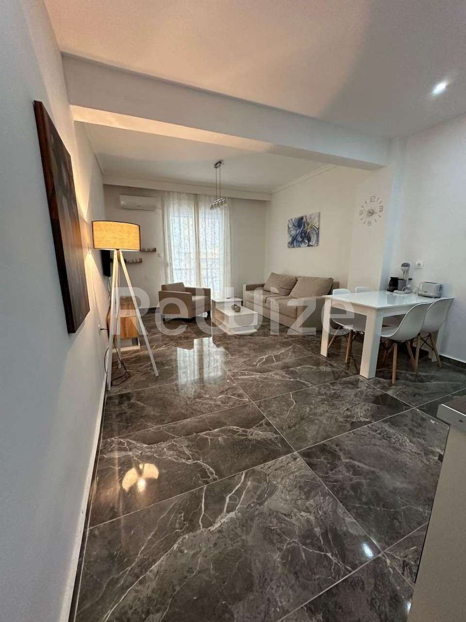 Image 2 of 24