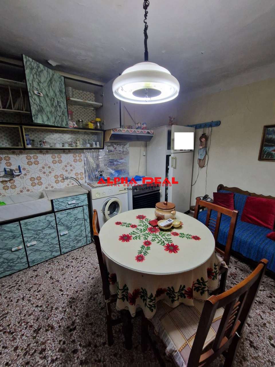 Image 2 of 20