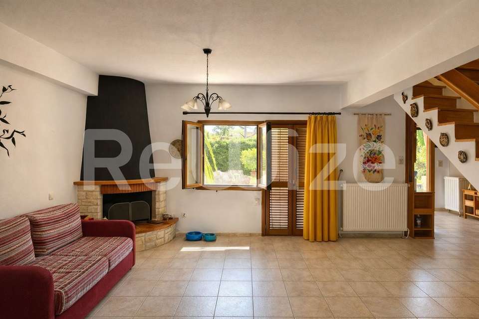 Image 2 of 16