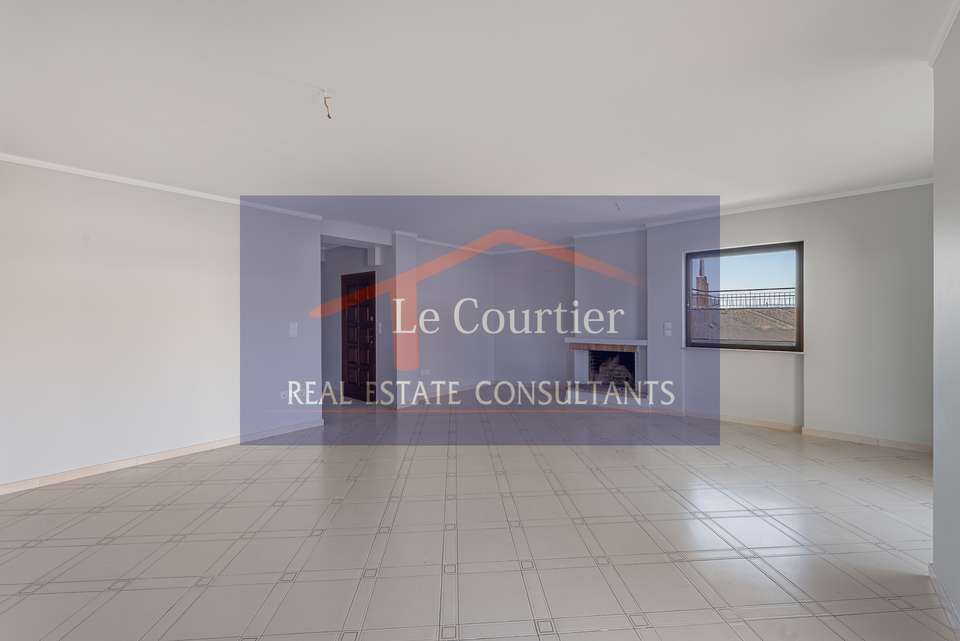 Image 0 of 25