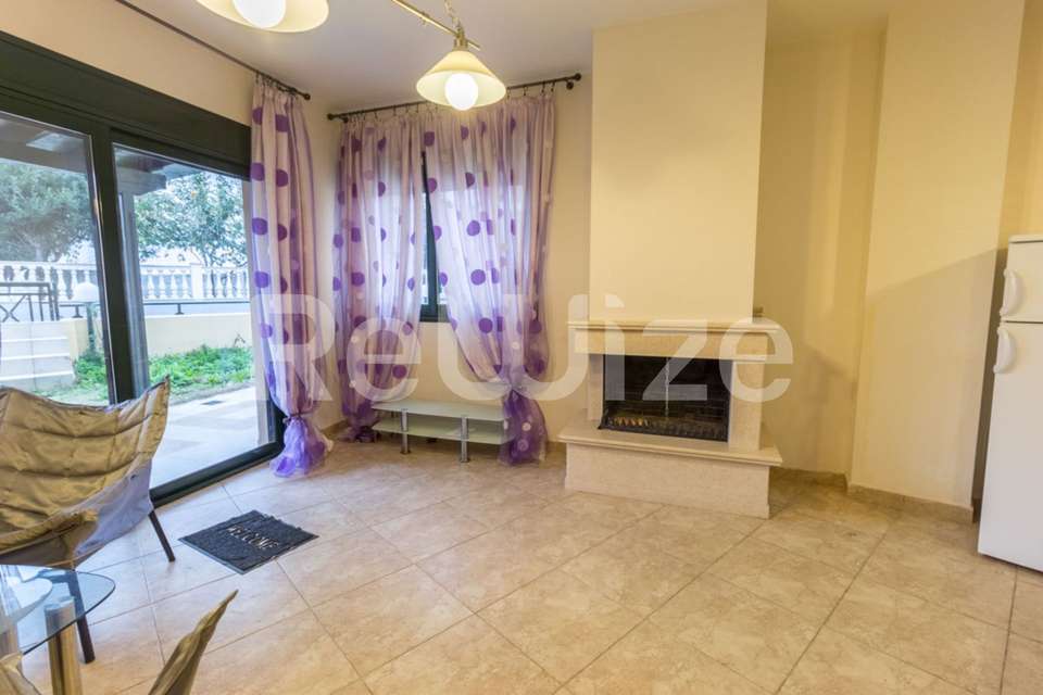 Image 2 of 15