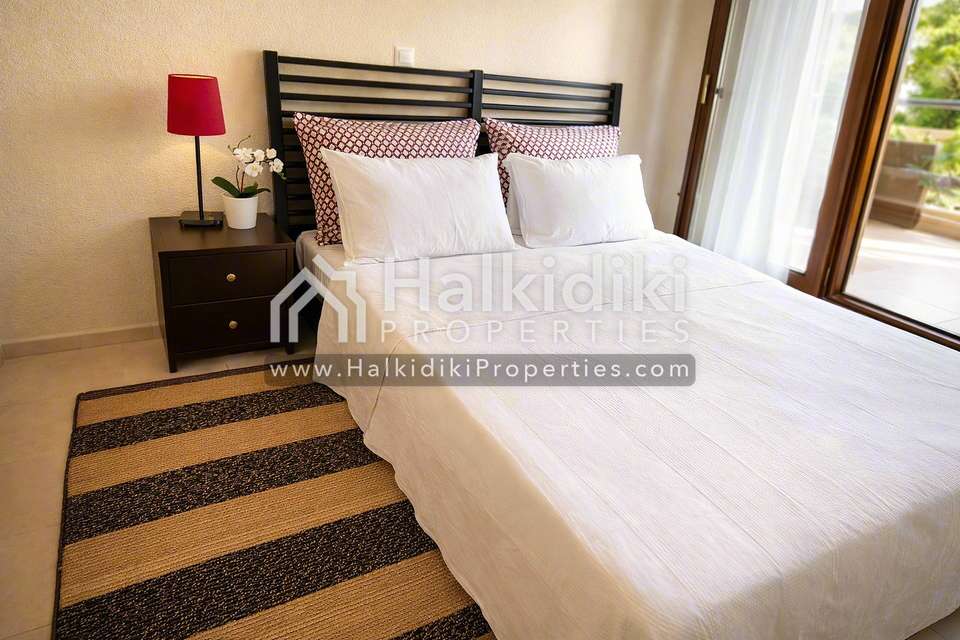 Image 2 of 20