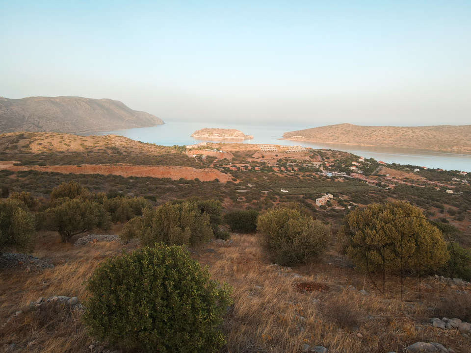 Image 0 of 11