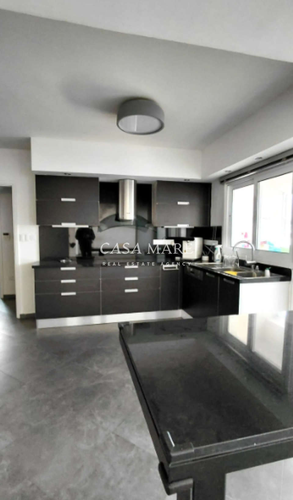 Image 2 of 14