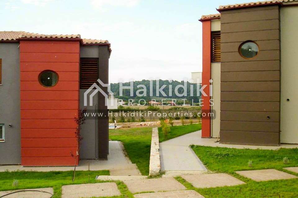 Image 2 of 9