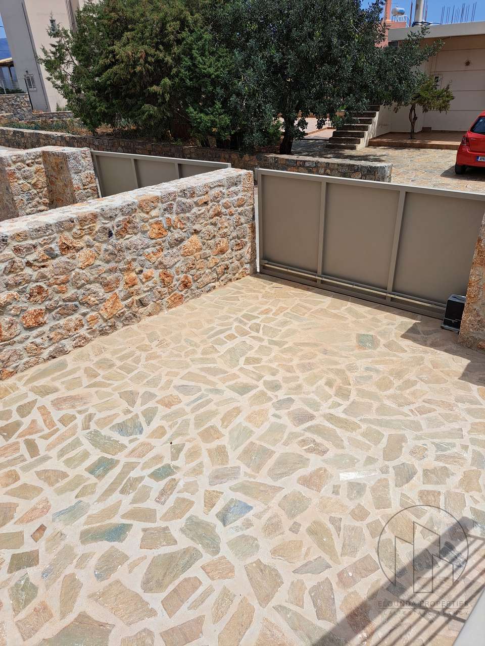 Image 1 of 22