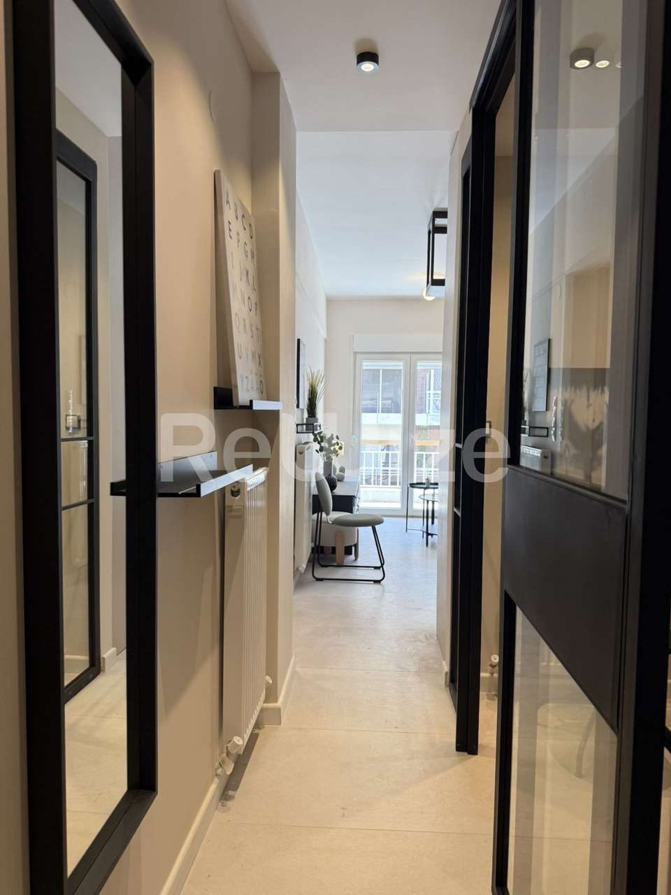 Image 1 of 7