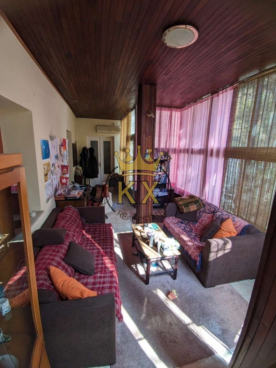Image 2 of 16