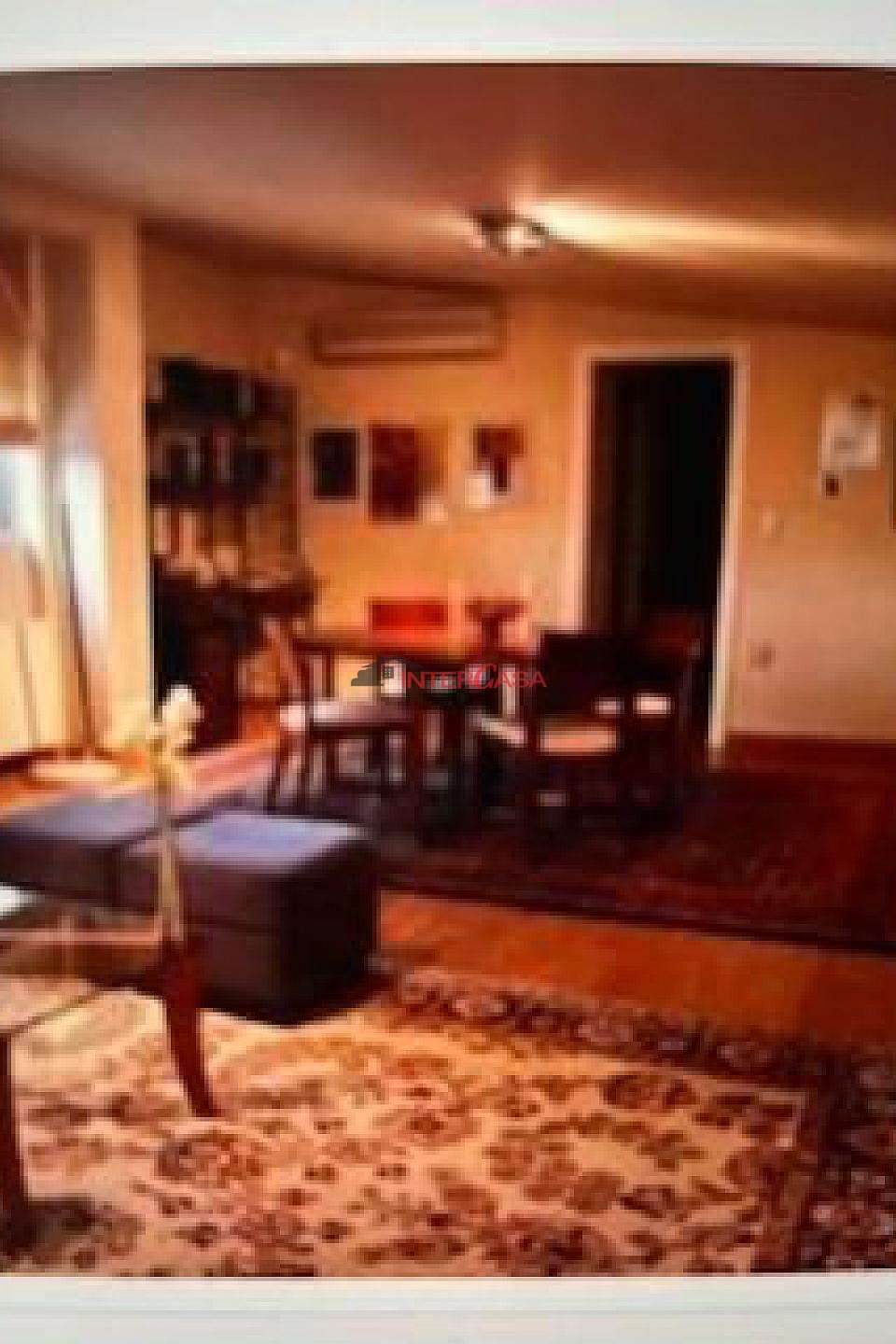 Image 2 of 20