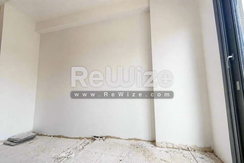 Image 1 of 25