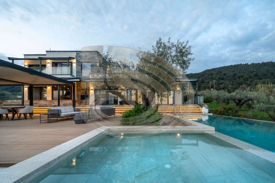 Image 2 of 65