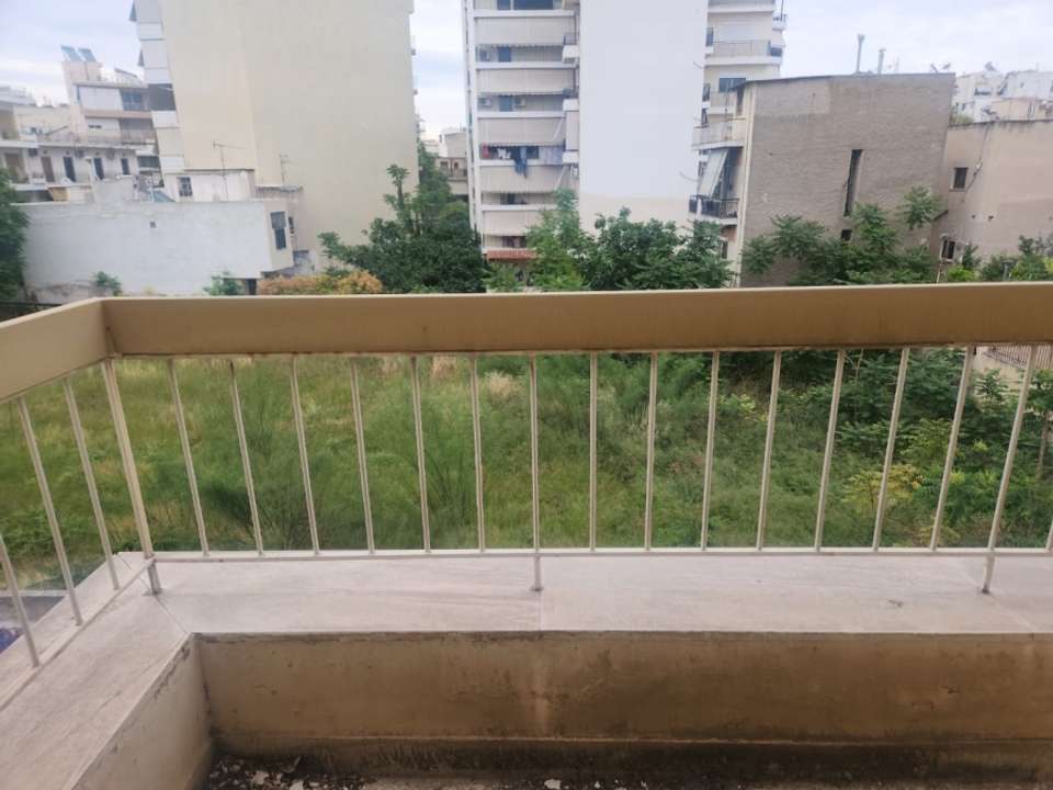 Image 1 of 18