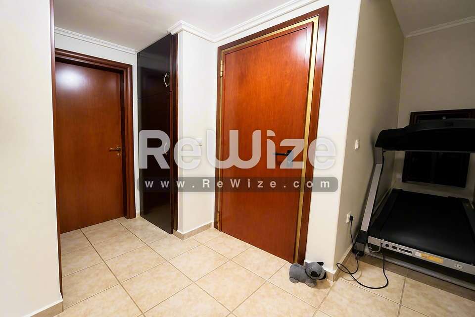 Image 1 of 16