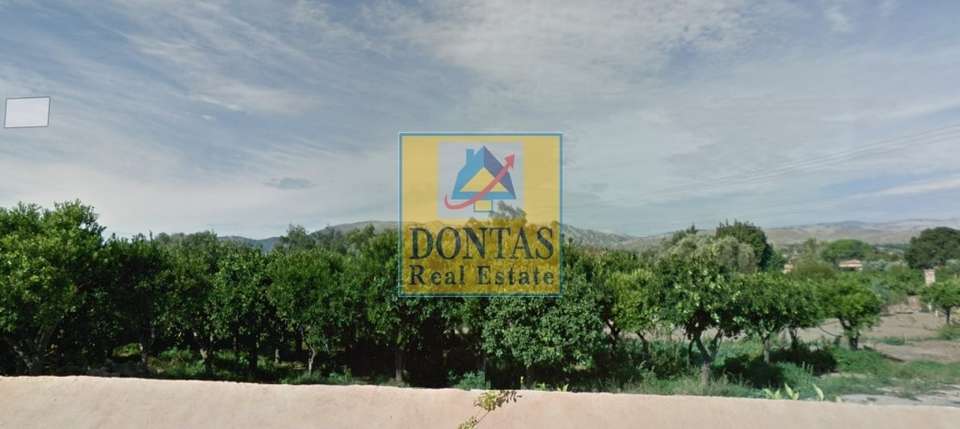 Image 0 of 3