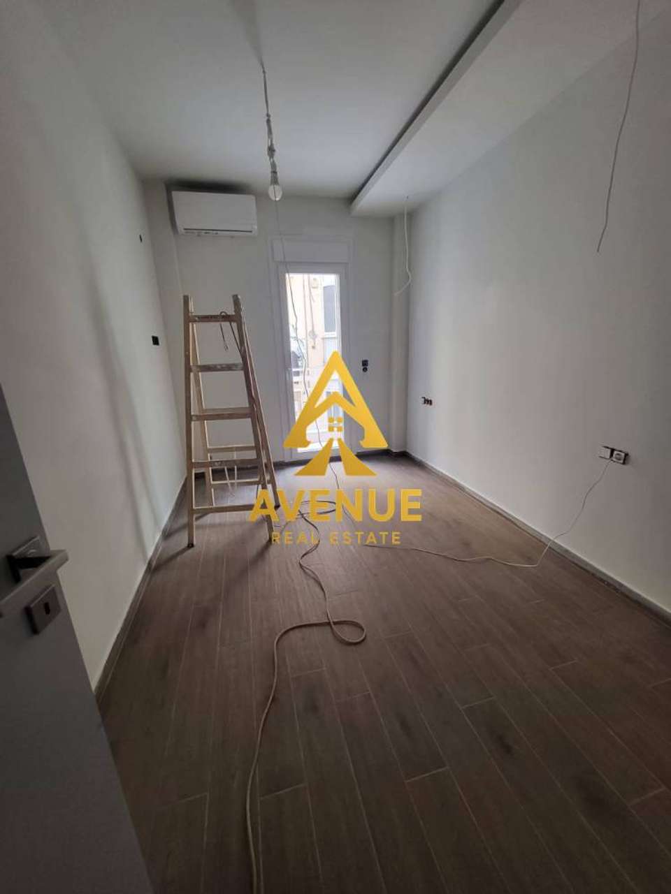 Image 1 of 25