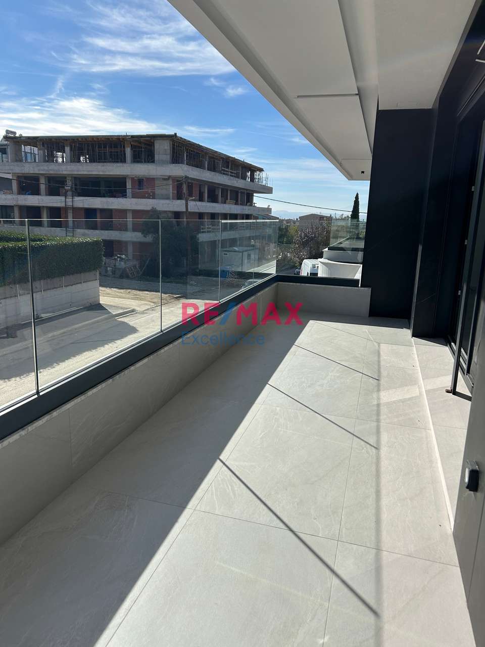 Image 2 of 10