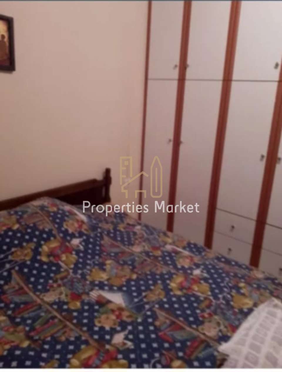 Image 2 of 7