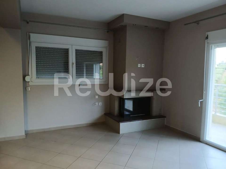 Image 2 of 21