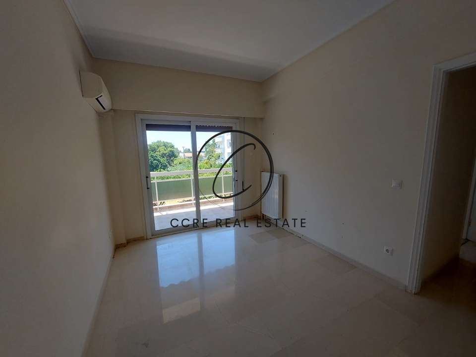 Image 1 of 18