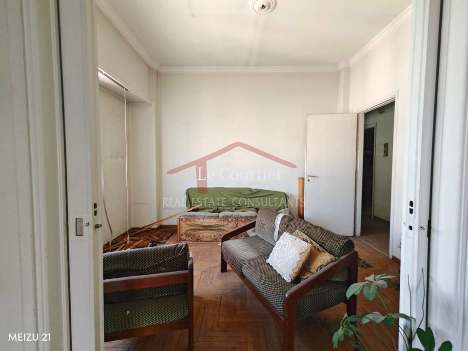 Image 1 of 20