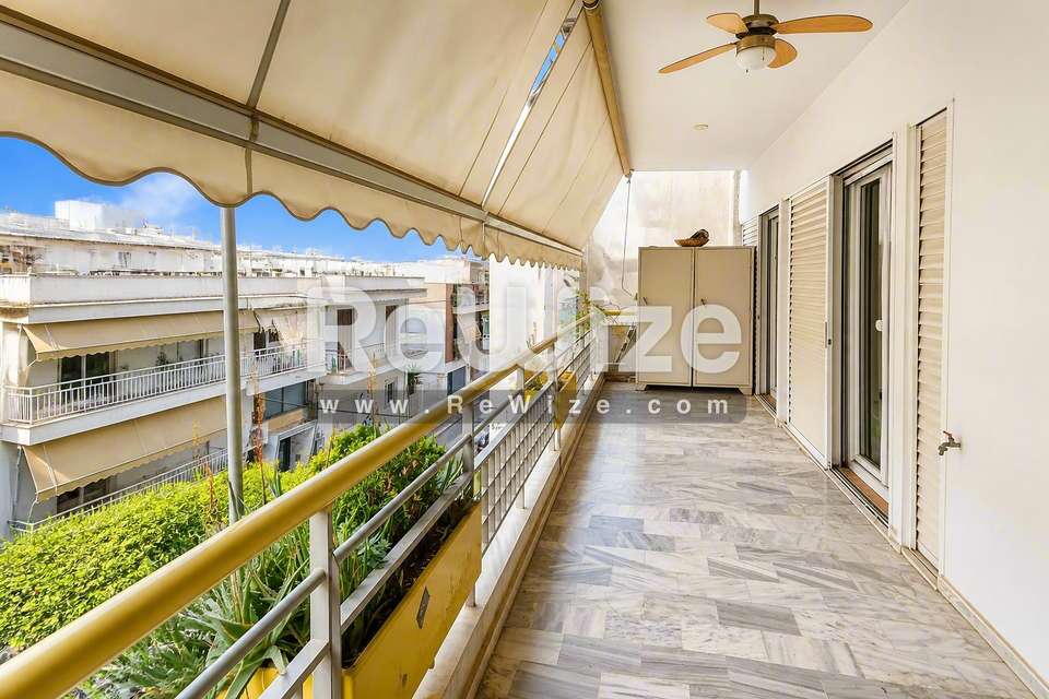 Image 2 of 25