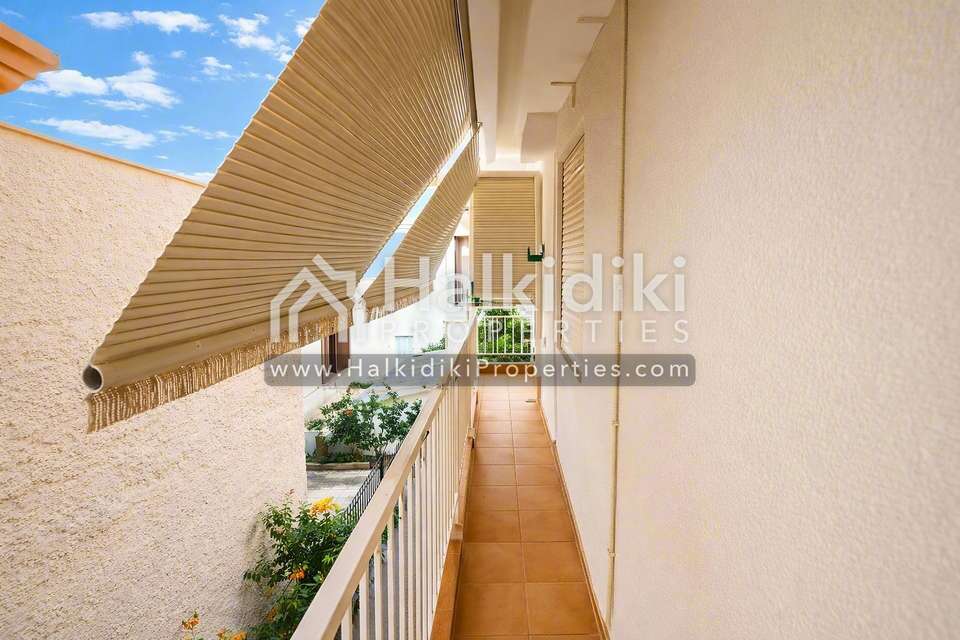 Image 2 of 13