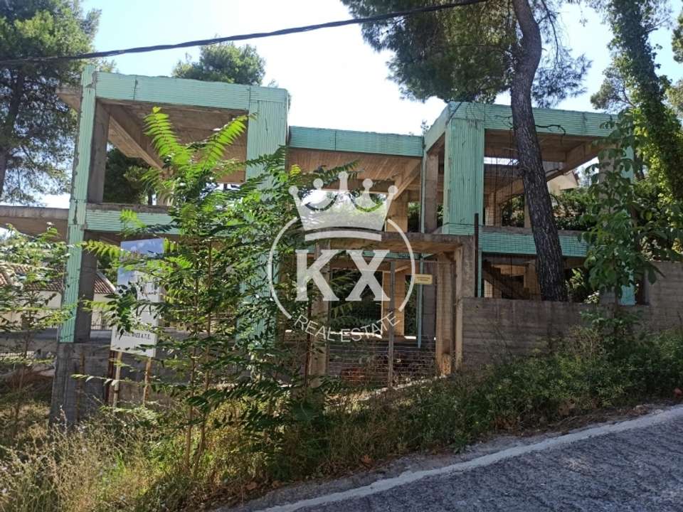 Image 1 of 6