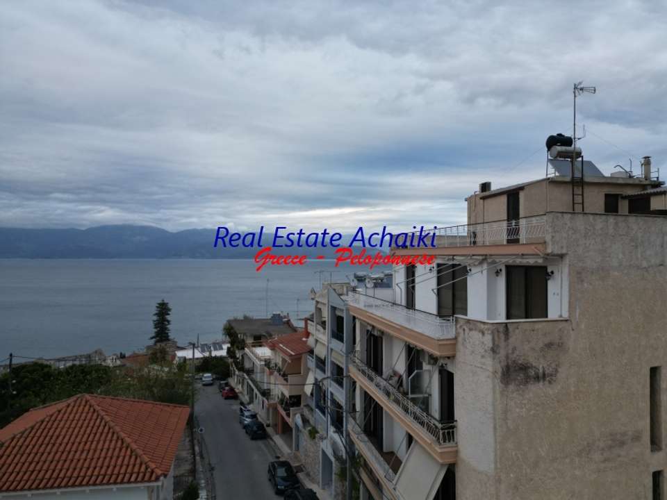 Image 0 of 7