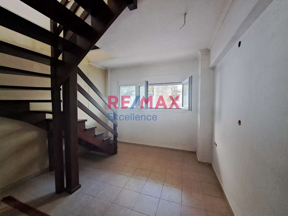 Image 1 of 14