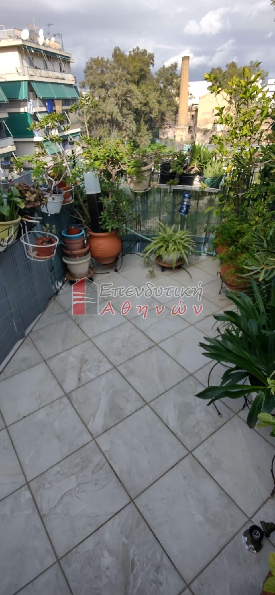 Image 1 of 18