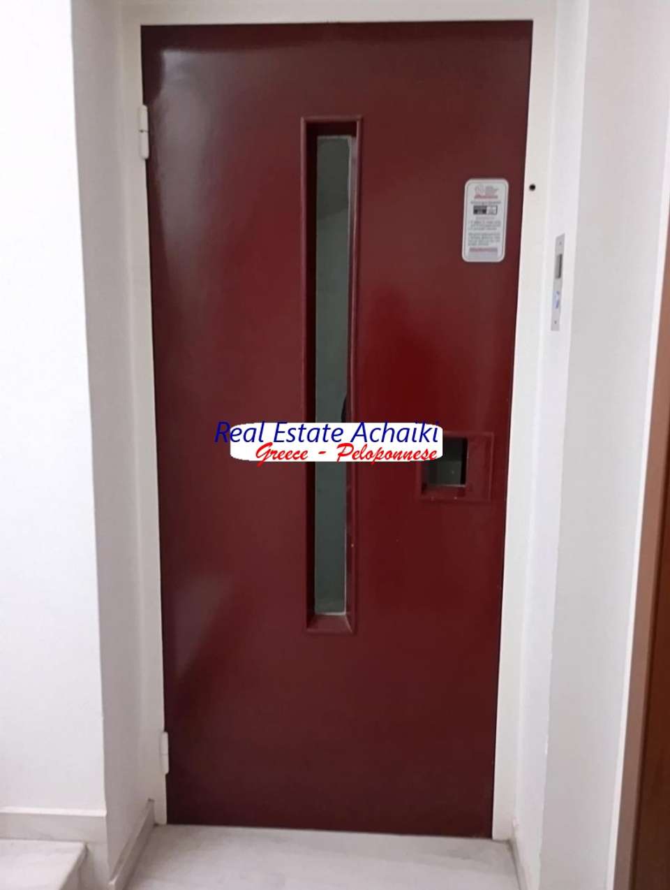 Image 2 of 20