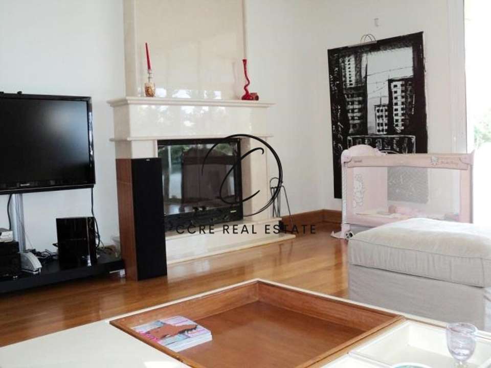 Image 1 of 11