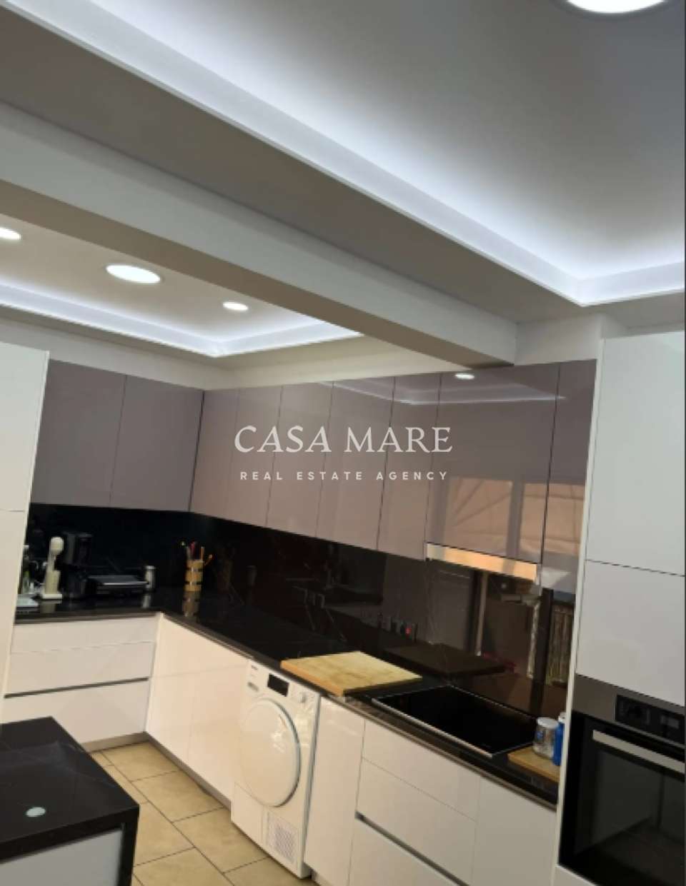 Image 1 of 9