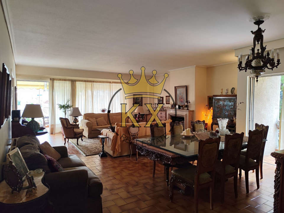 Image 2 of 25