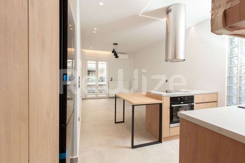 Image 1 of 18