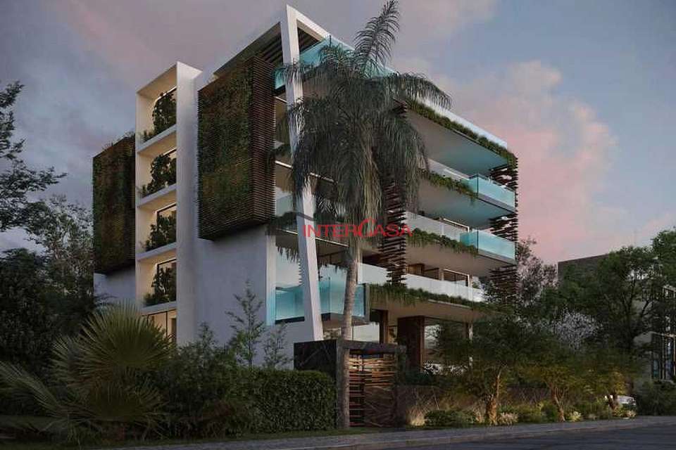 Image 2 of 4