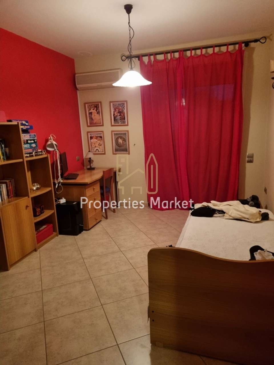 Image 1 of 18