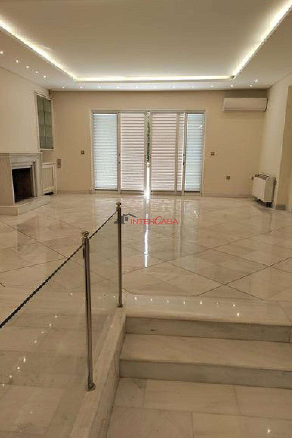 Image 1 of 25