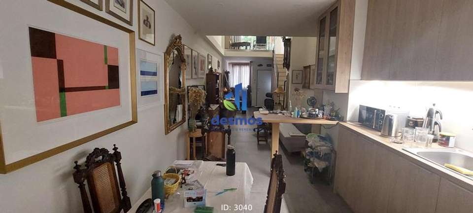 Image 2 of 9