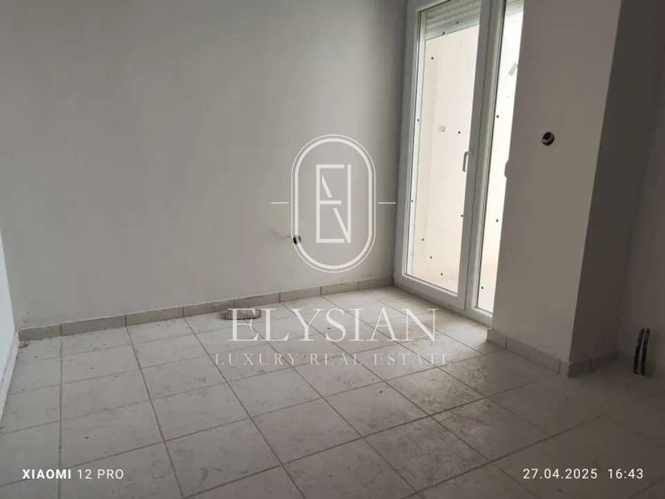 Image 1 of 23
